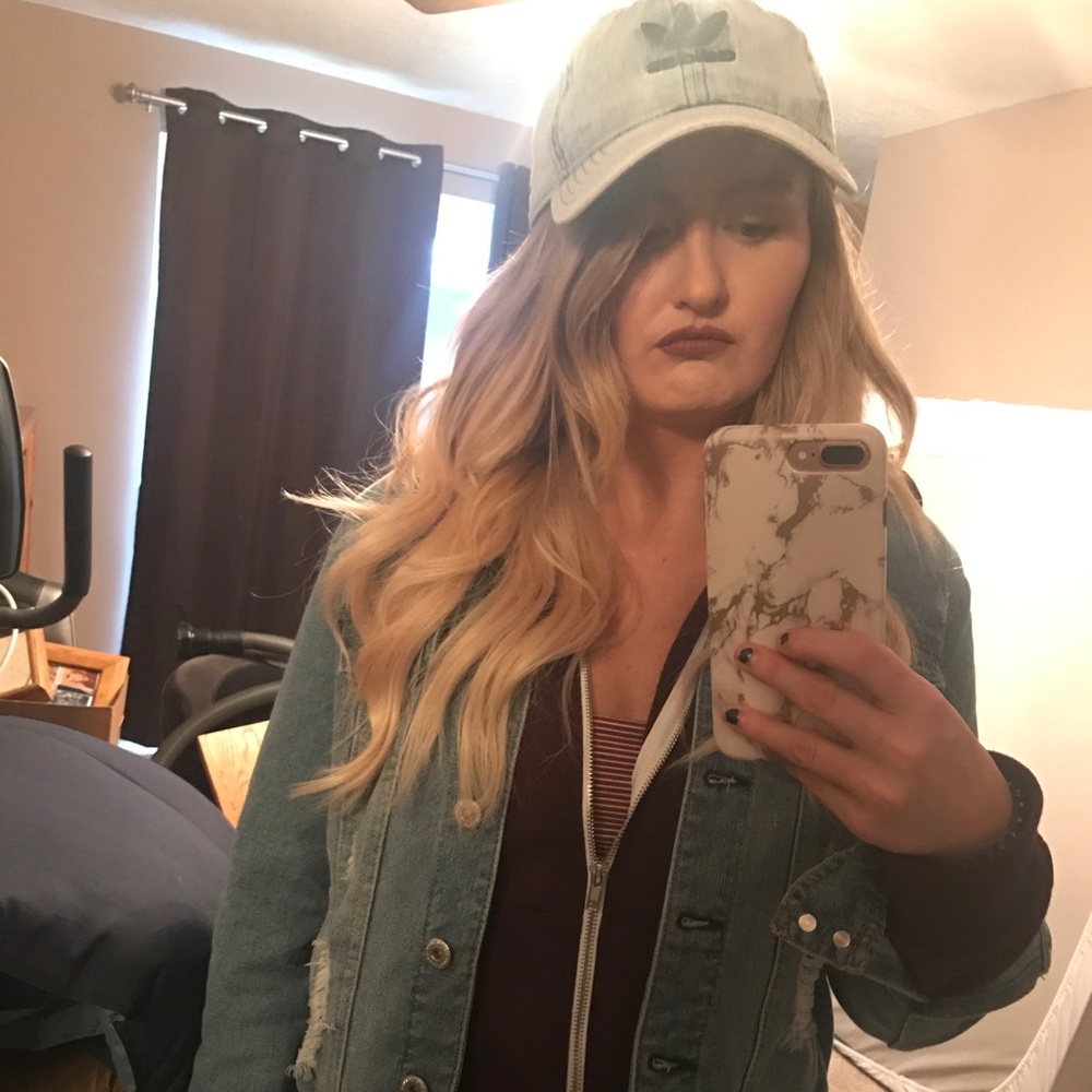 Meet your Posher, Brooke